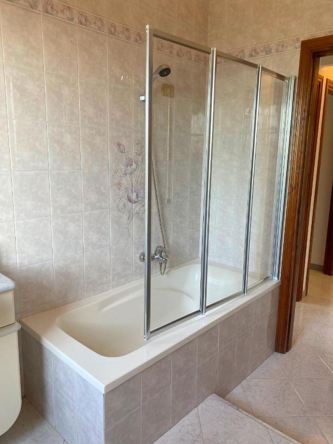 Lovely Home 5 Min Walk To The Beach, 3 Bedrooms Ample Outdoor Relax And Wifi カピターナ エクステリア 写真
