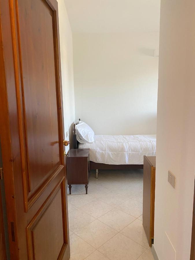 Lovely Home 5 Min Walk To The Beach, 3 Bedrooms Ample Outdoor Relax And Wifi カピターナ エクステリア 写真