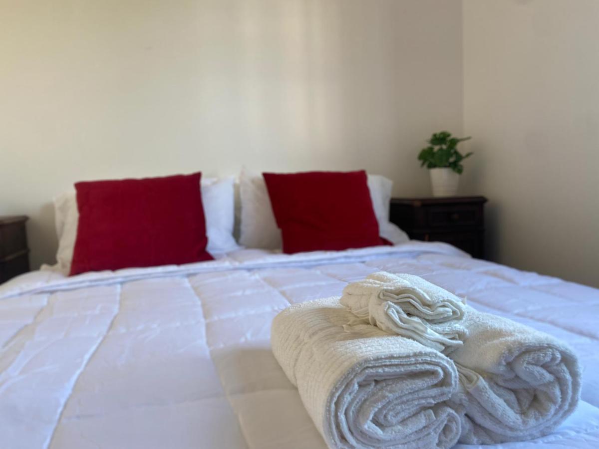 Lovely Home 5 Min Walk To The Beach, 3 Bedrooms Ample Outdoor Relax And Wifi カピターナ エクステリア 写真