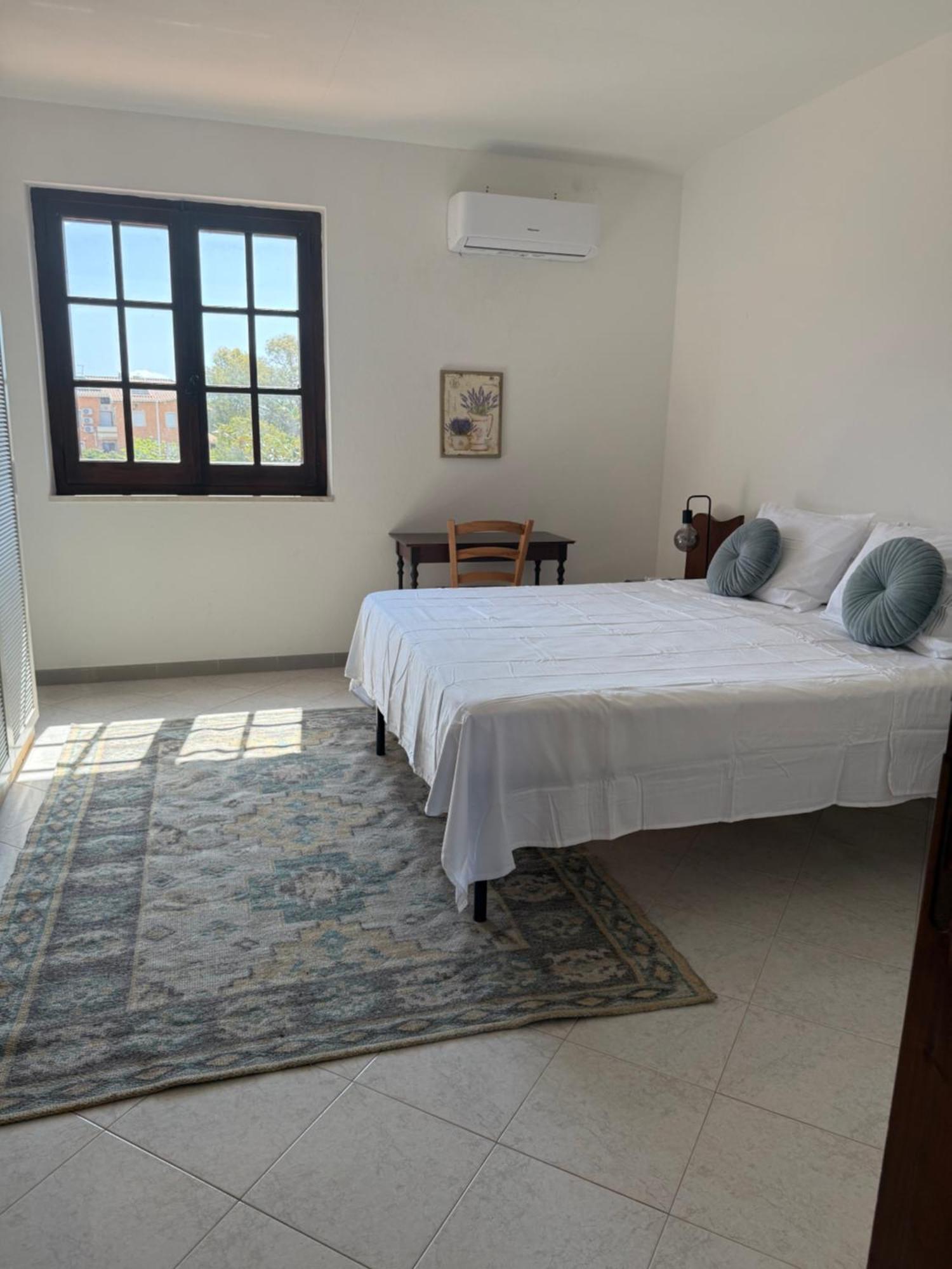 Lovely Home 5 Min Walk To The Beach, 3 Bedrooms Ample Outdoor Relax And Wifi カピターナ エクステリア 写真